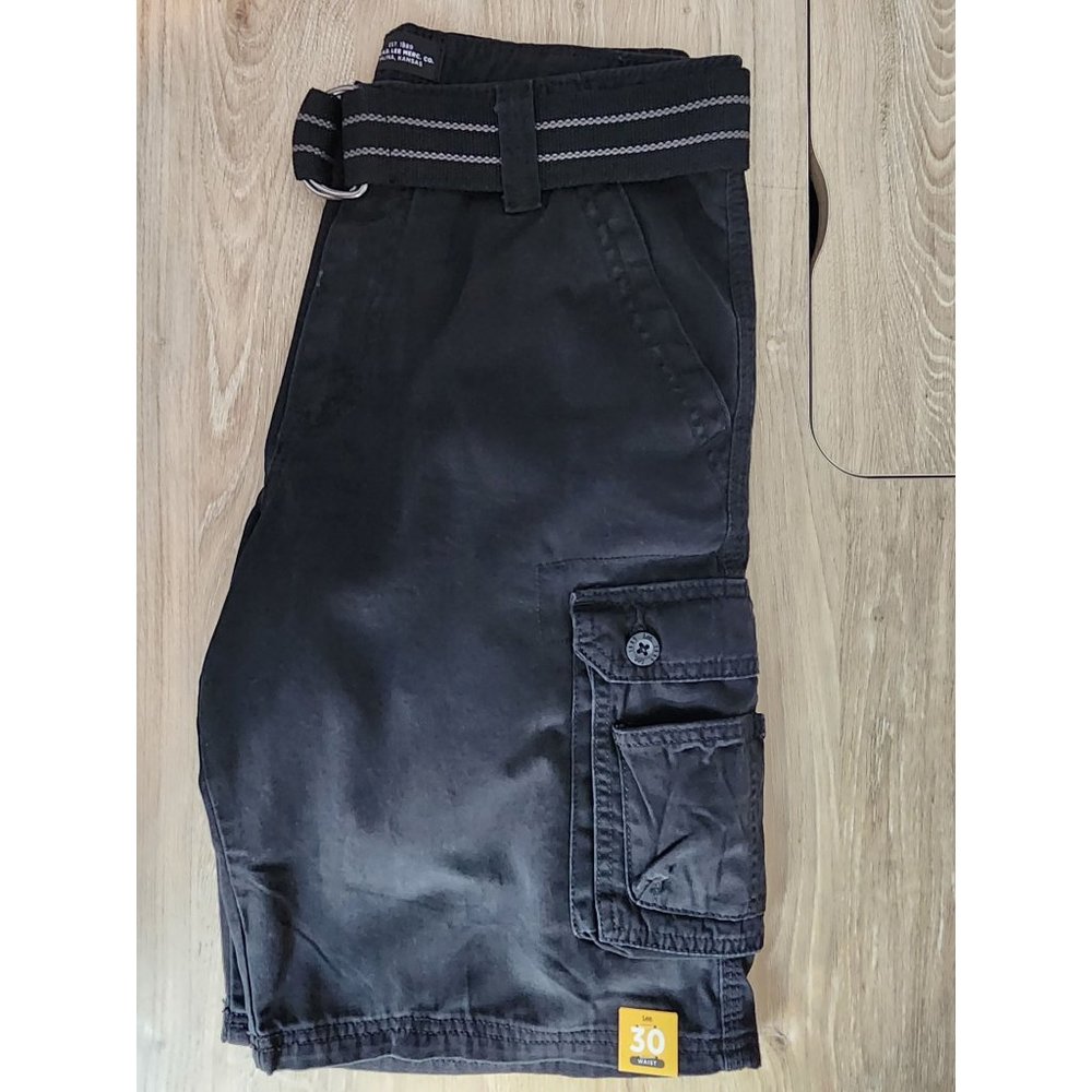 Men's Lee Wyoming Belted Cargo Shorts Black Size 30 NWT